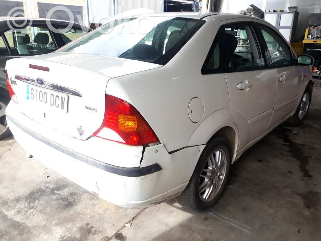 Focus Focus  YS6Q6675AF