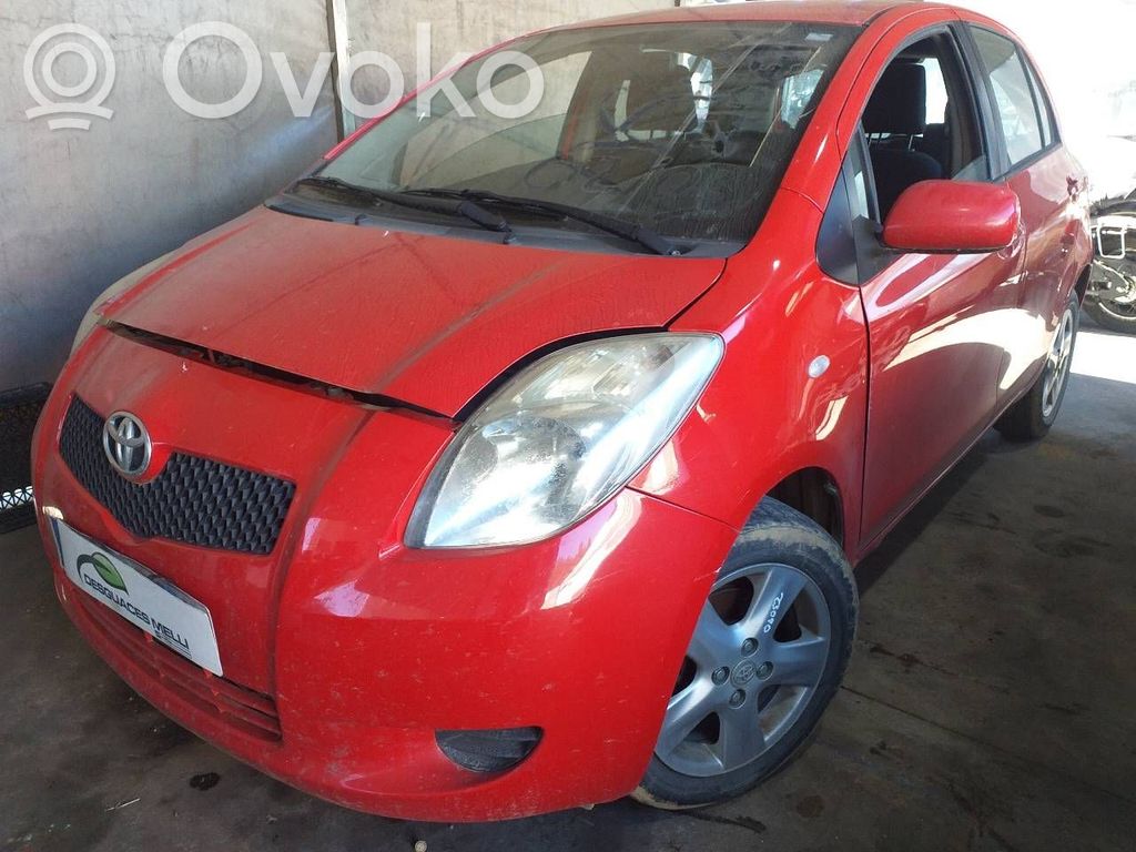 Yaris Yaris  1NDTV