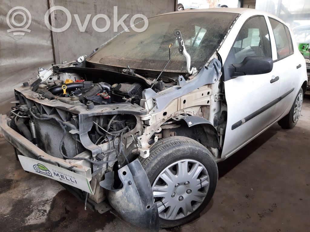 Clio III Clio  8200407712
