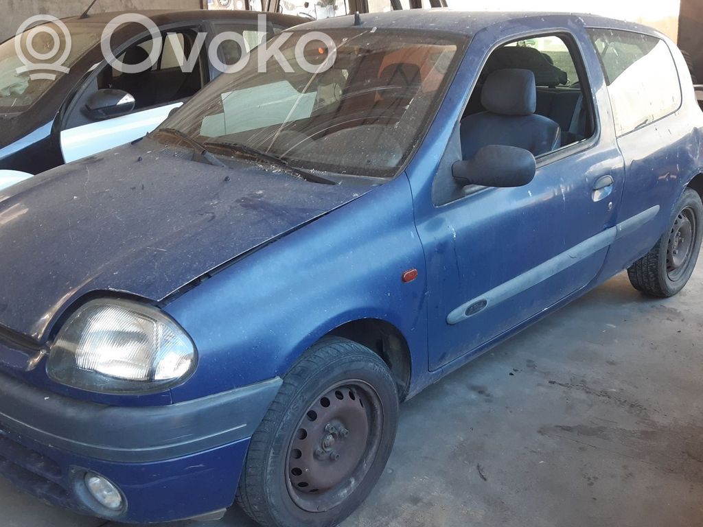 Clio II Clio  7701048908