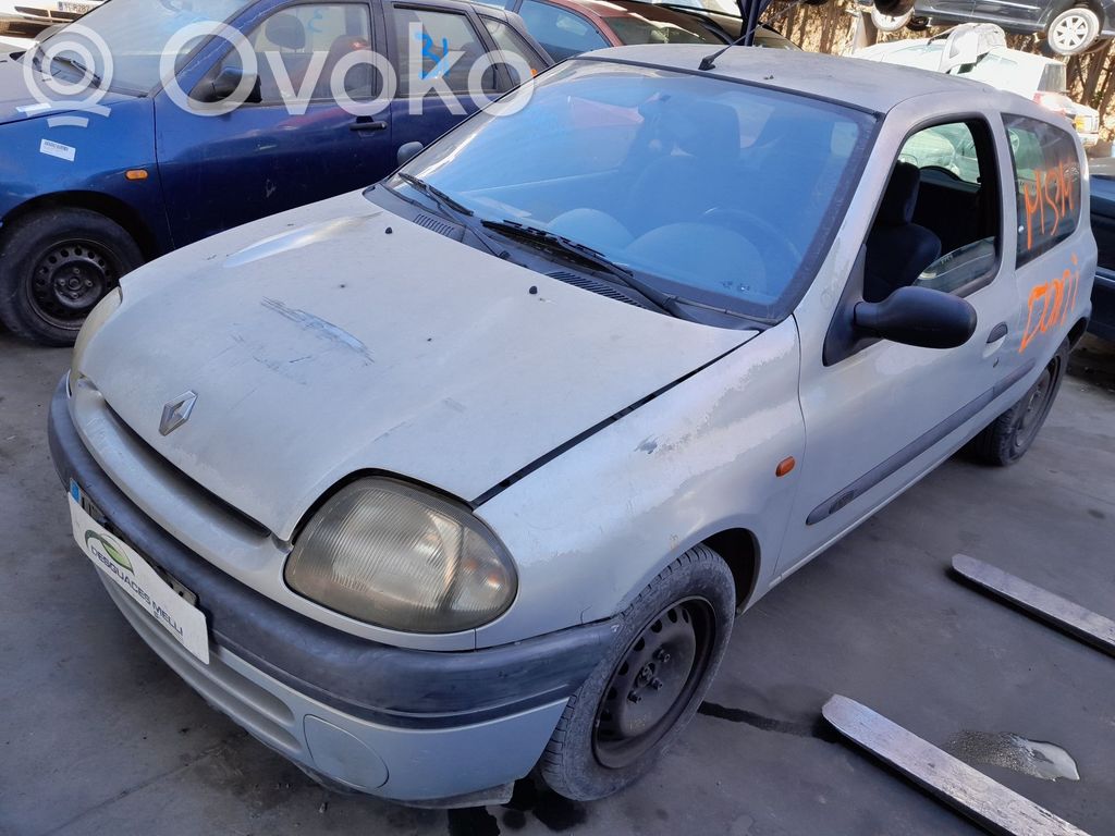 Clio II Clio  869216