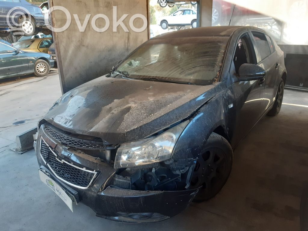 Cruze Cruze  95214143