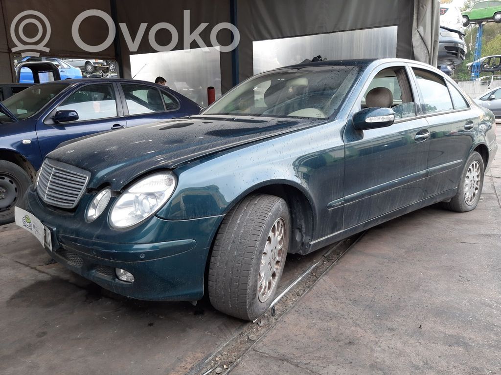 E W211 E-class, AMG (W124, W210, W211, W212, W213, C207, W238)  2118200426