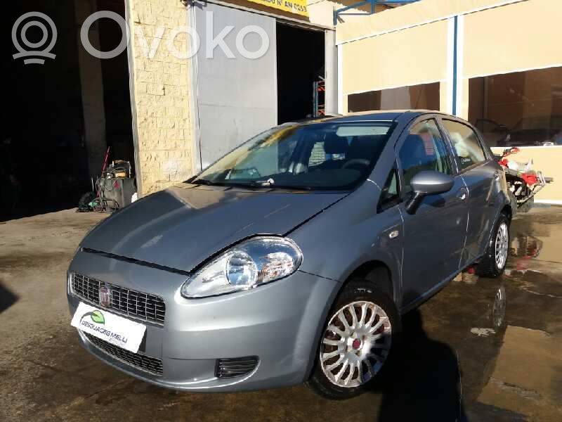 Grande Punto Grande Punto  0055200418