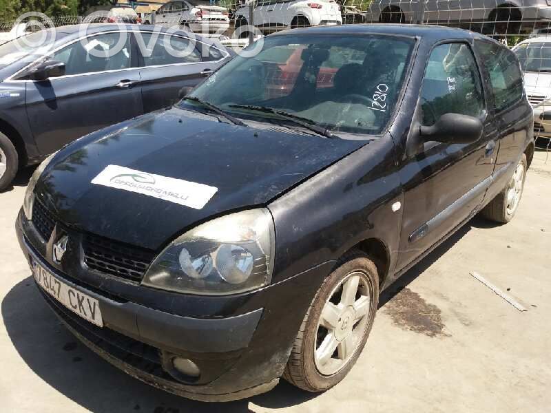 Clio II Clio  8200327149