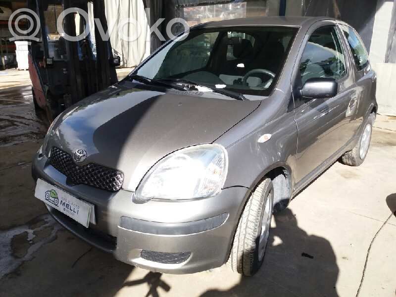 Yaris Yaris  P26080568