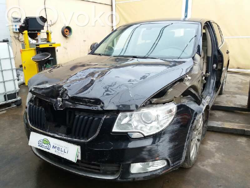 Superb B6 (3T) Superb  3T1857919