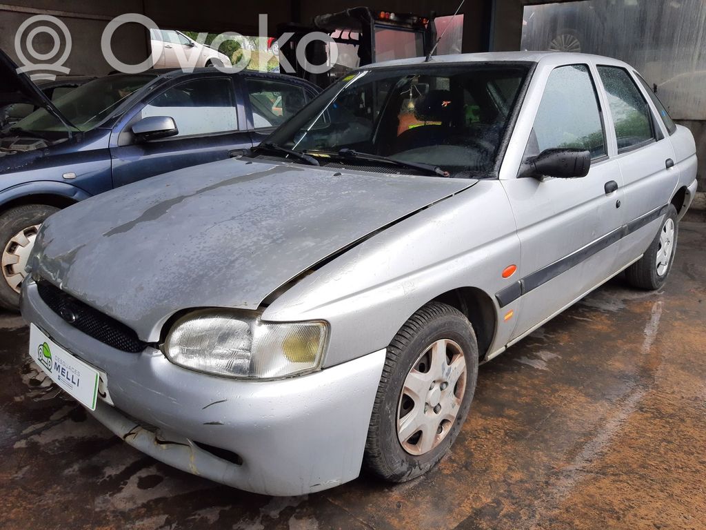 Escort Escort  1017990