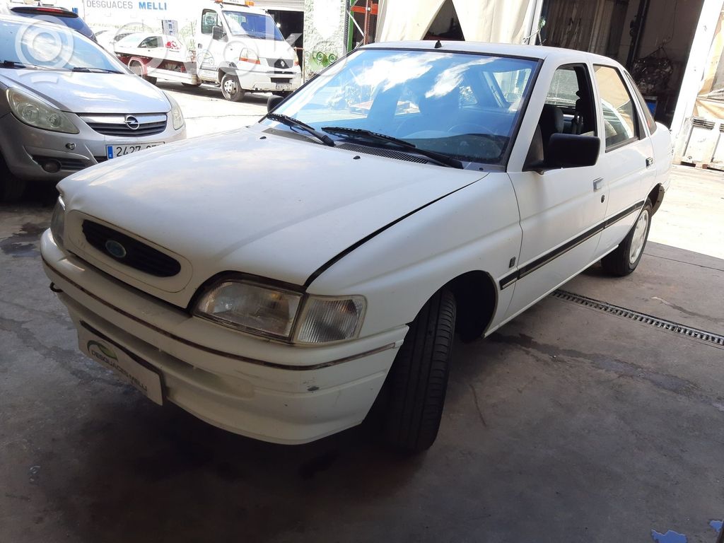 Escort Escort  93ABA43102AB