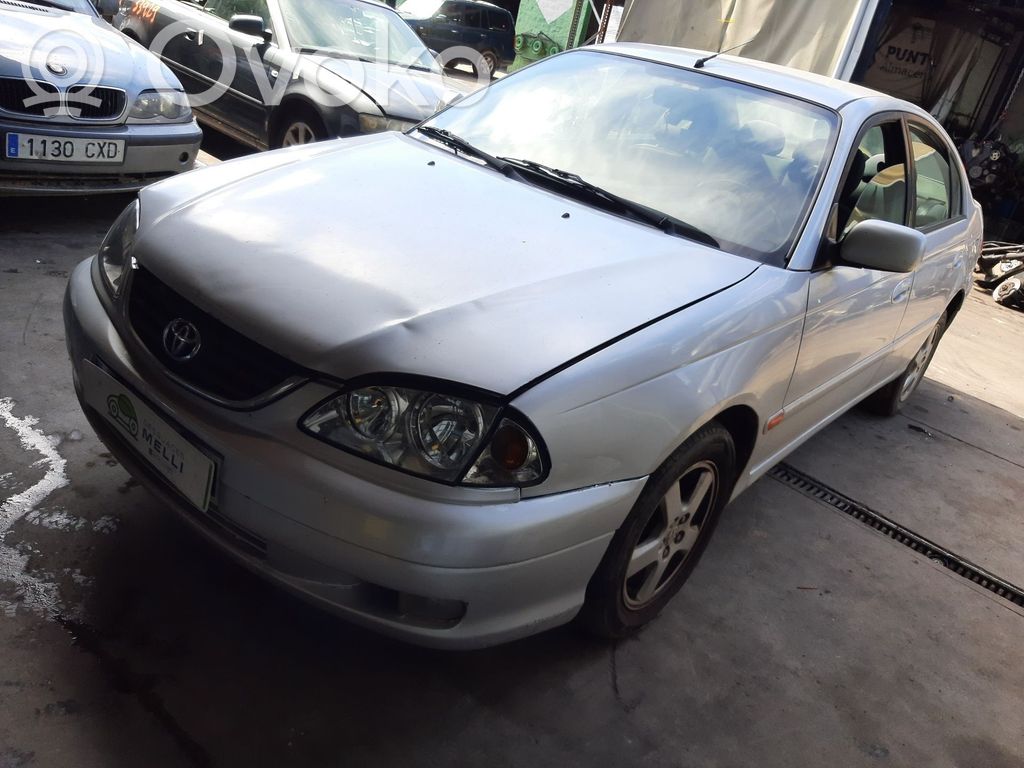 Avensis T220 Avensis  6984005051