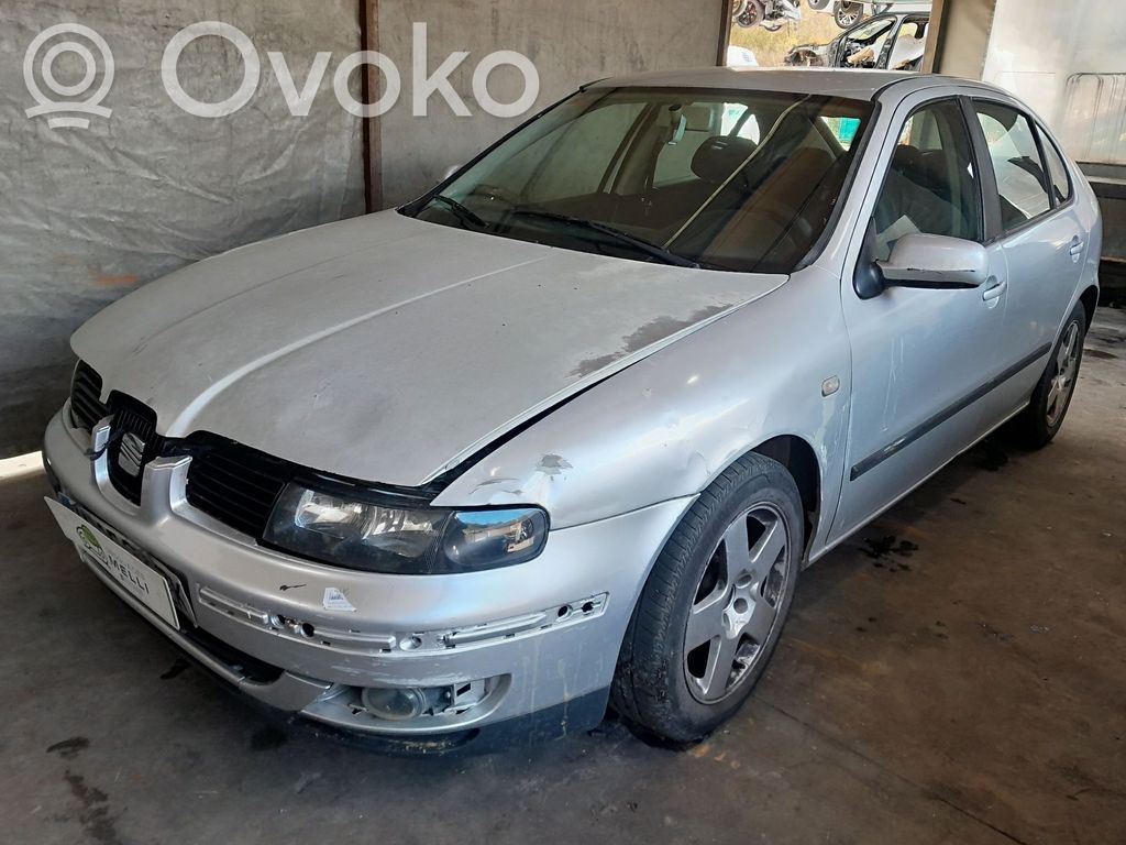 Leon (1M) Leon  4B0953503H