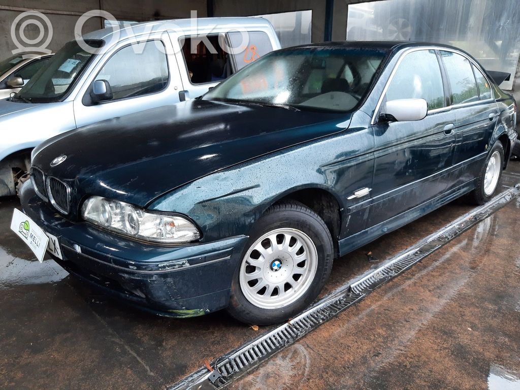 5 E39 Series 5  8226050