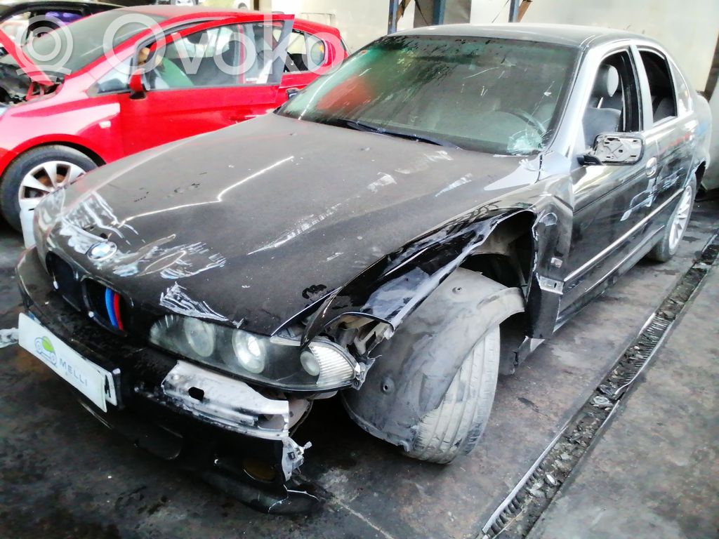 5 E39 Series 5  8226049