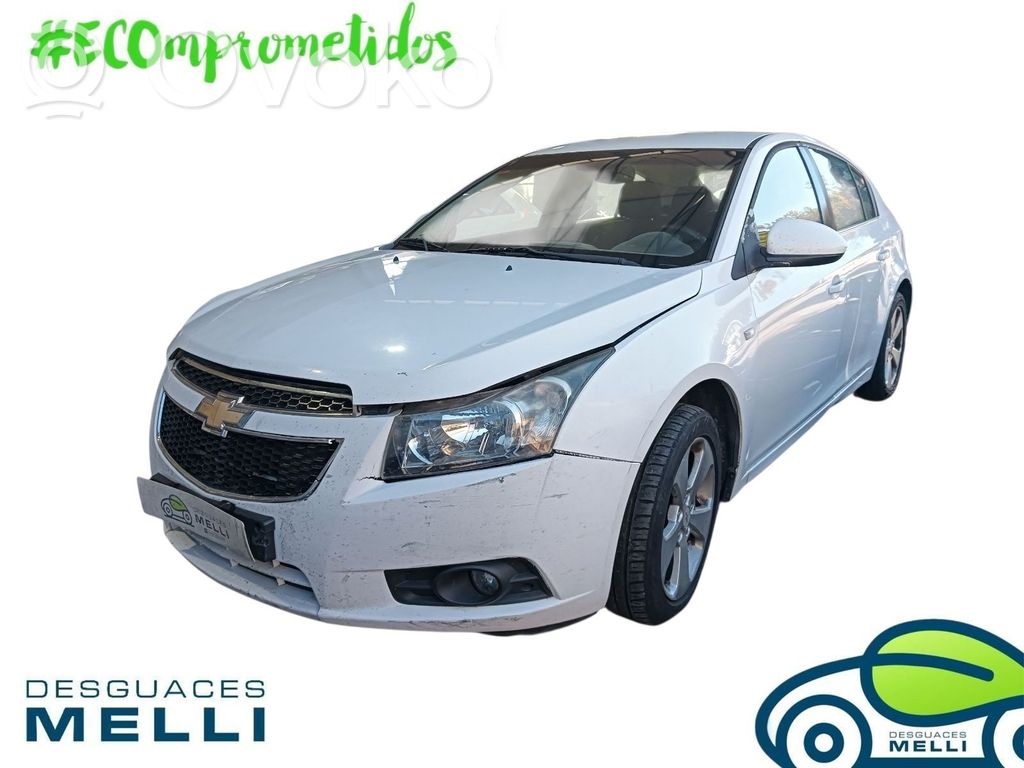 Cruze Cruze  96946547