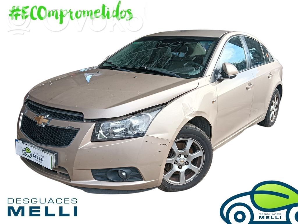 Cruze Cruze  20939745
