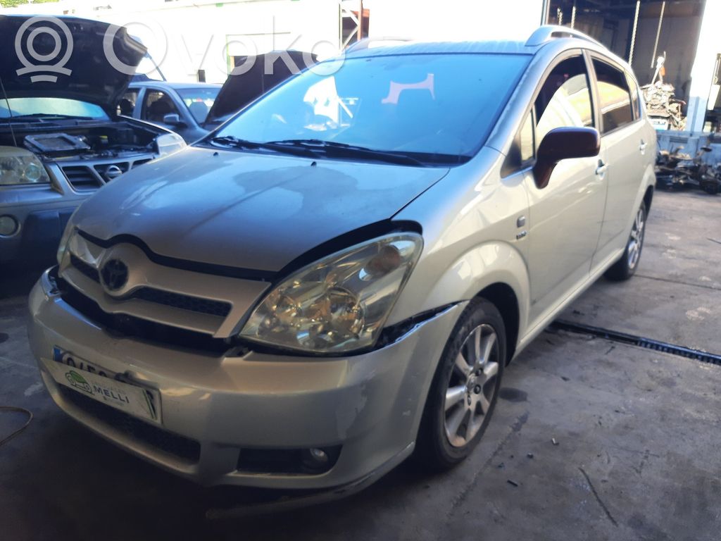 Corolla Verso AR10 Corolla Verso  8414005110