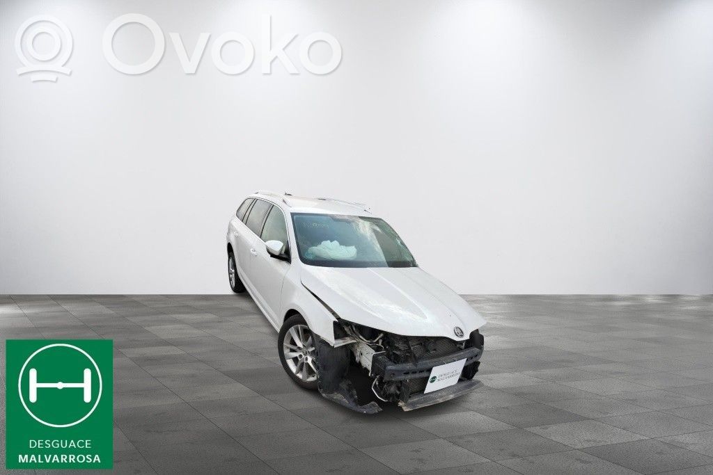 Octavia Mk4 Octavia  5E1857121D9B9