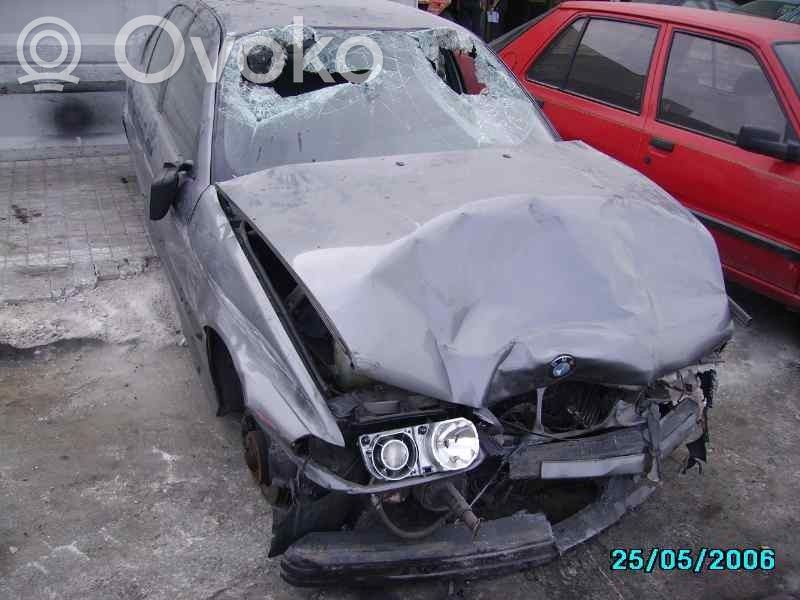 3 E30 Series 3  11287838797