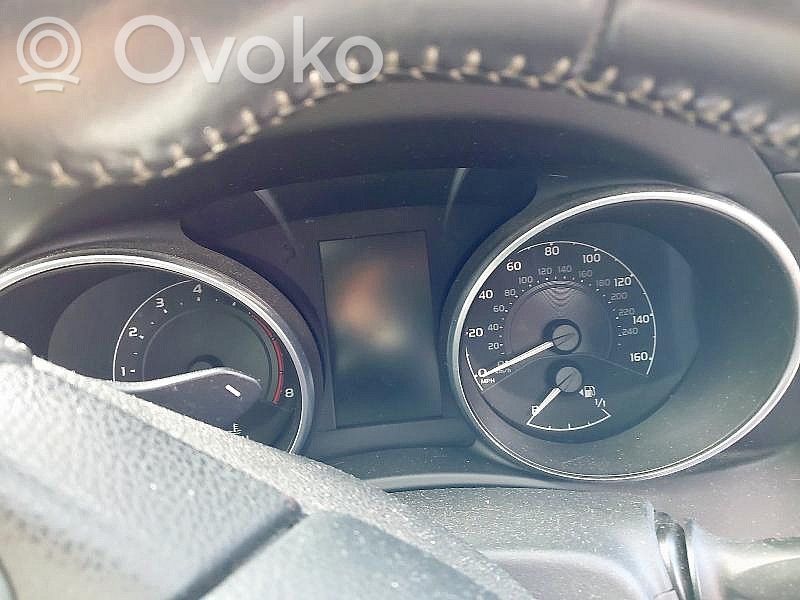Auris E180 Auris  V310838C