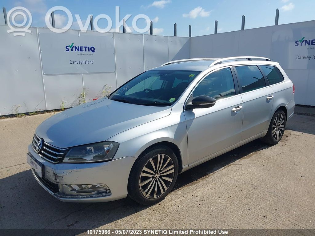 PASSAT B7 Passat  3AF807421
