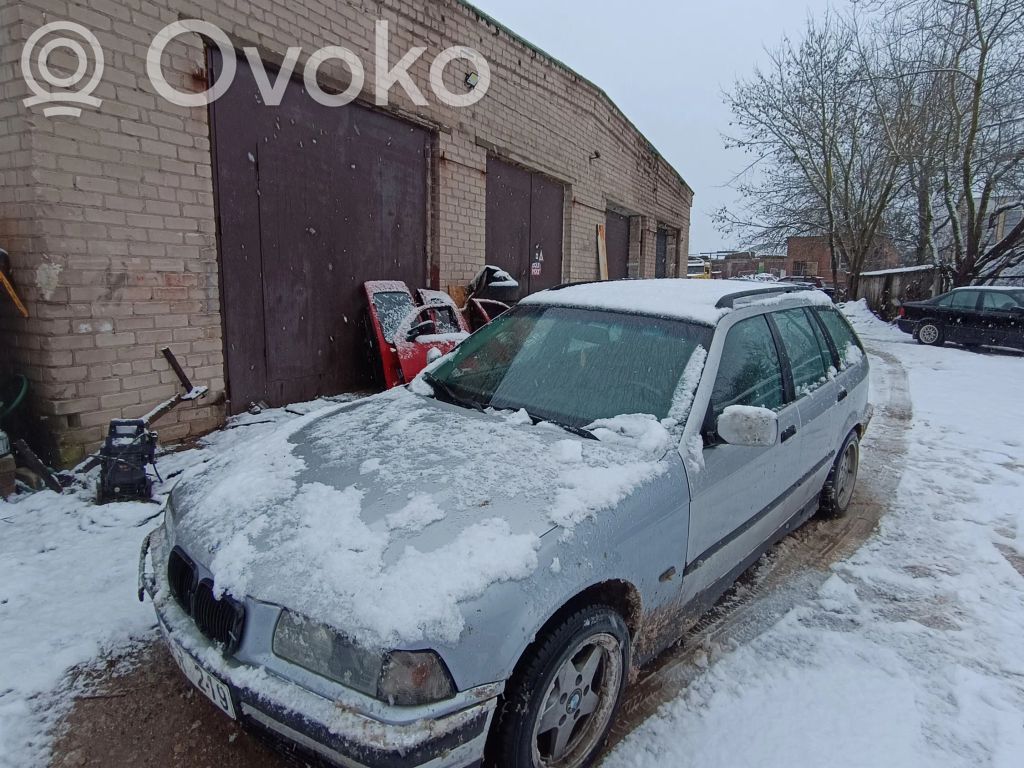 3 E36 Series 3  1387996