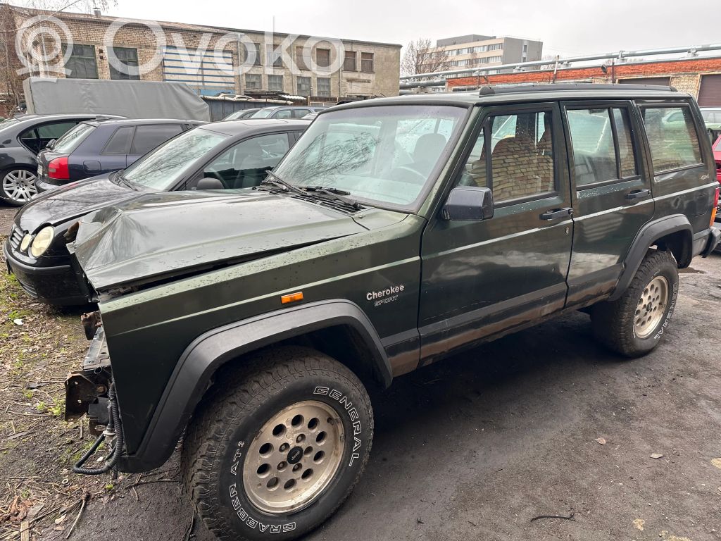 Cherokee XJ Cherokee  56000044