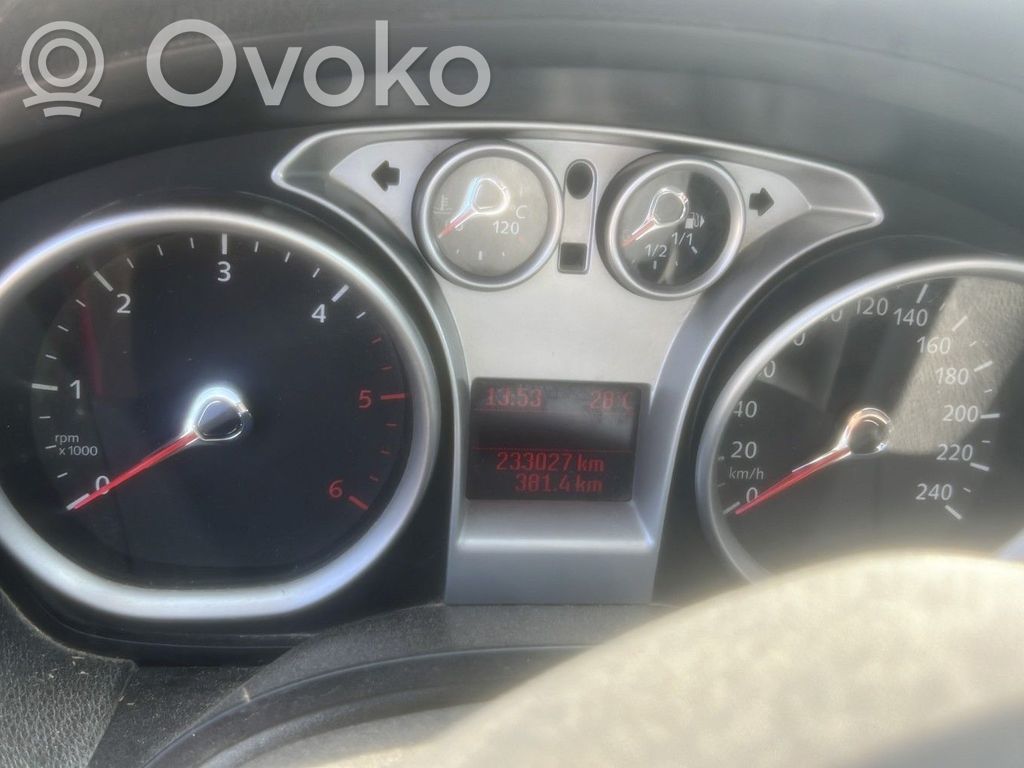 Kuga I Kuga  1704085