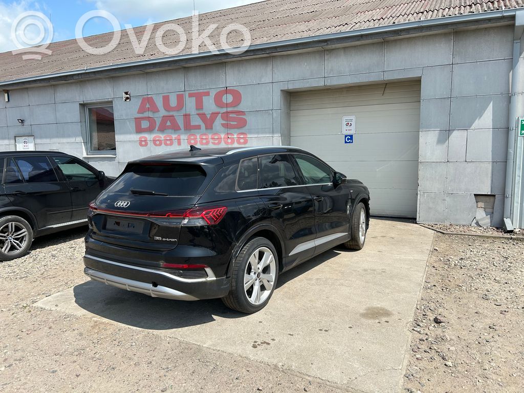 Q4 Sportback e-tron Q4 e-tron  1EA122141A