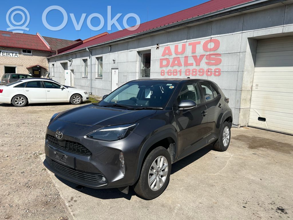 Yaris Cross Yaris Cross  899900D570