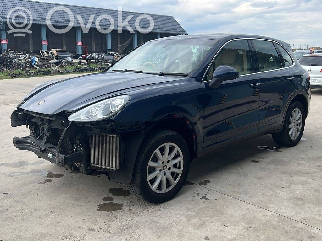 Cayenne (92A) Cayenne  059129711BS