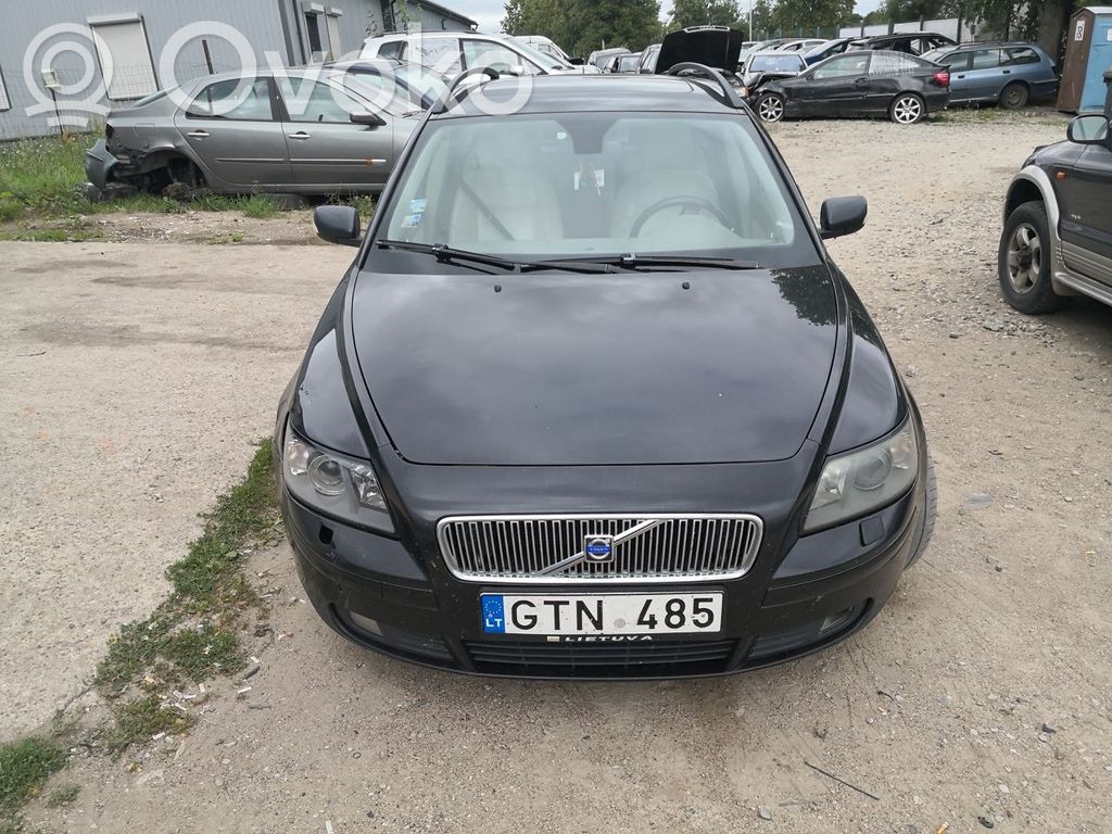 V50 V50  30678779