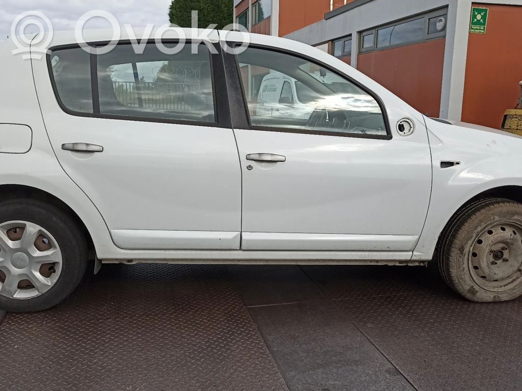 Sandero Sandero, Sandero Stepway  8200667608C