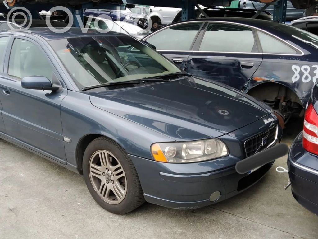 S60 S60  36050276