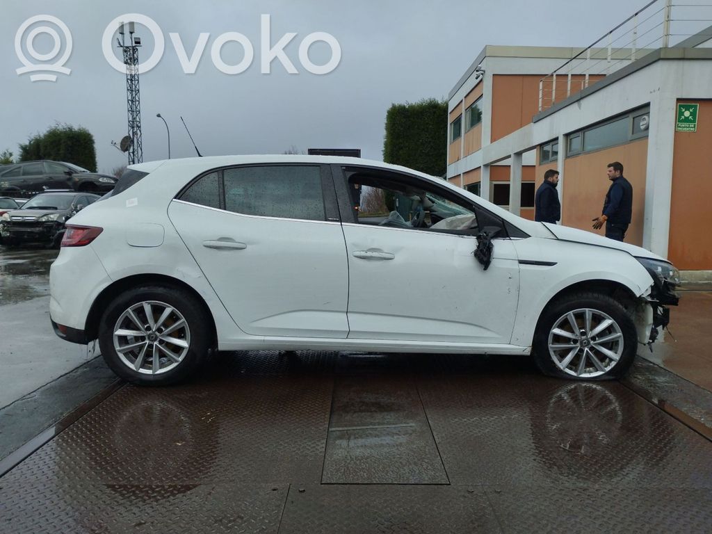 Megane IV Megane  8200885209