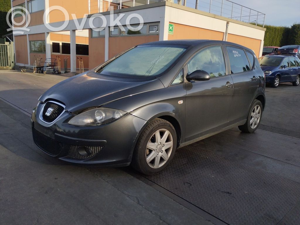 Altea Altea  5P0945111B
