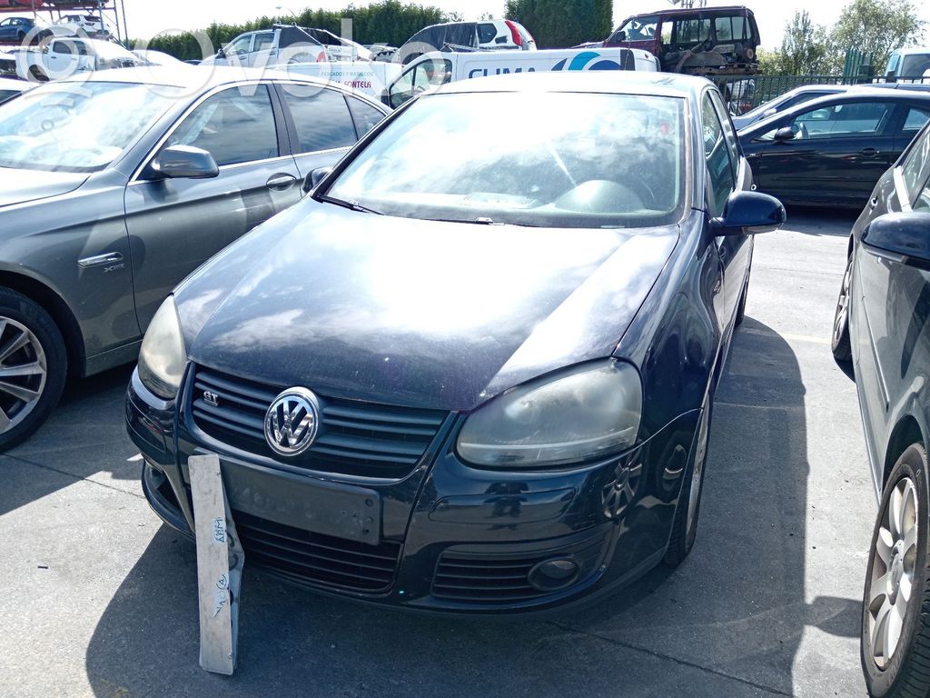 Golf SportWagen Golf  1K0807217R