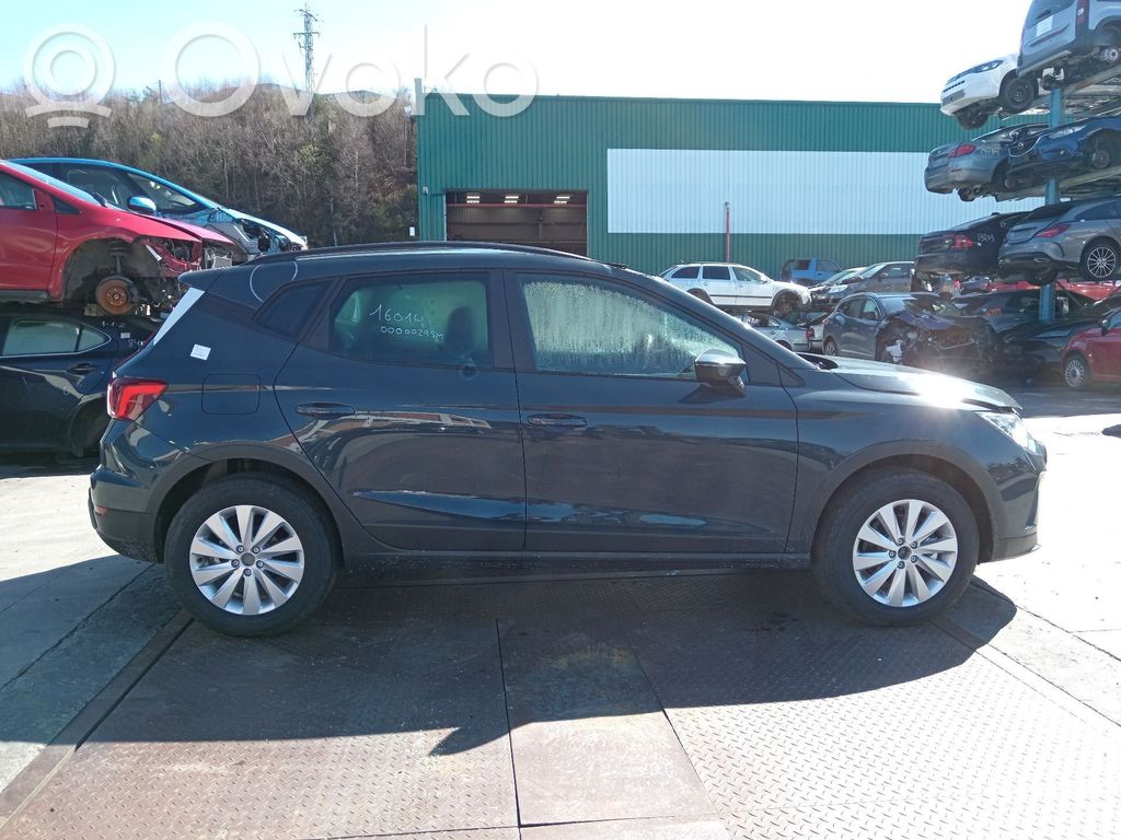 Arona Arona  6F0927137E