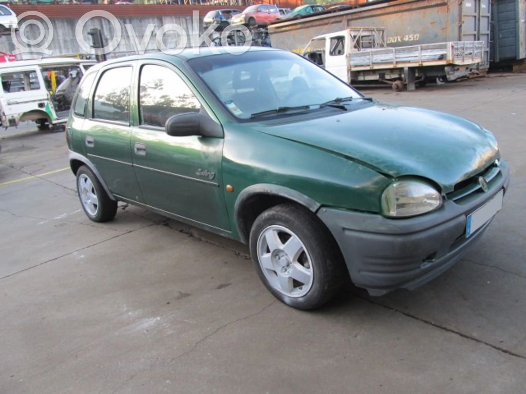Corsa B Corsa  3720102