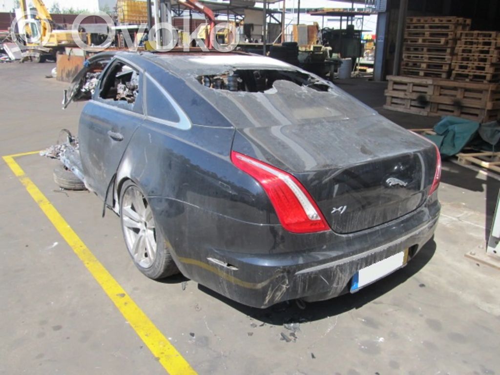 XJ X351 XJ  CW9318B008AA