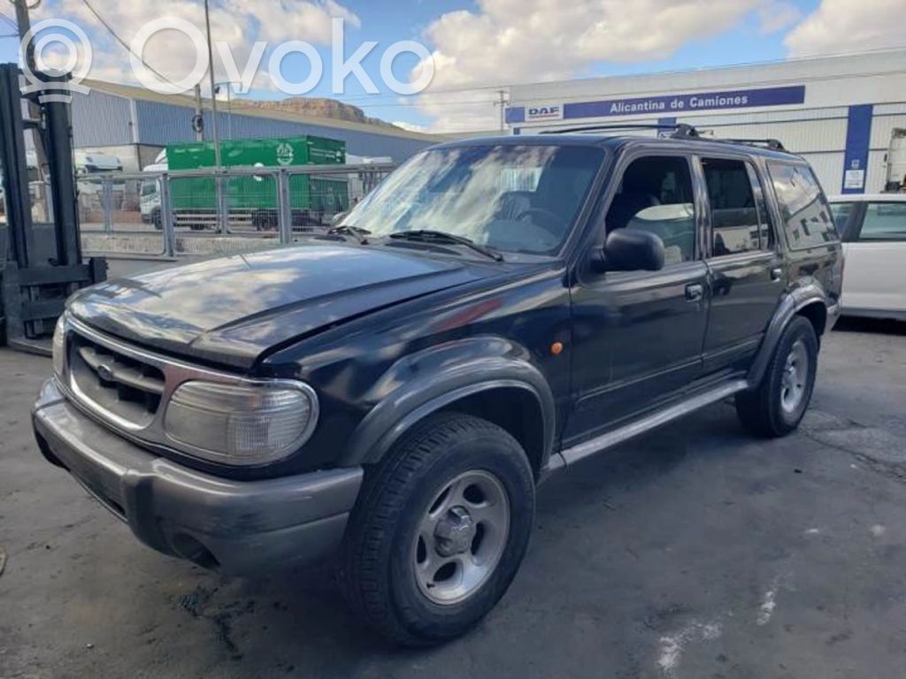 Explorer Explorer  F57D7820408CB