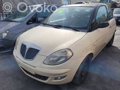 Ypsilon Ypsilon  51772307