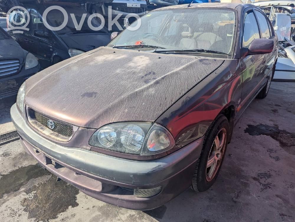 Avensis T220 Avensis