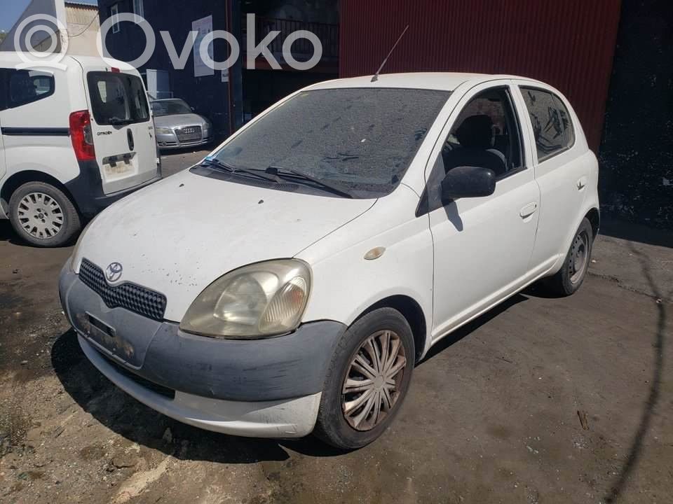 Yaris Yaris  758294