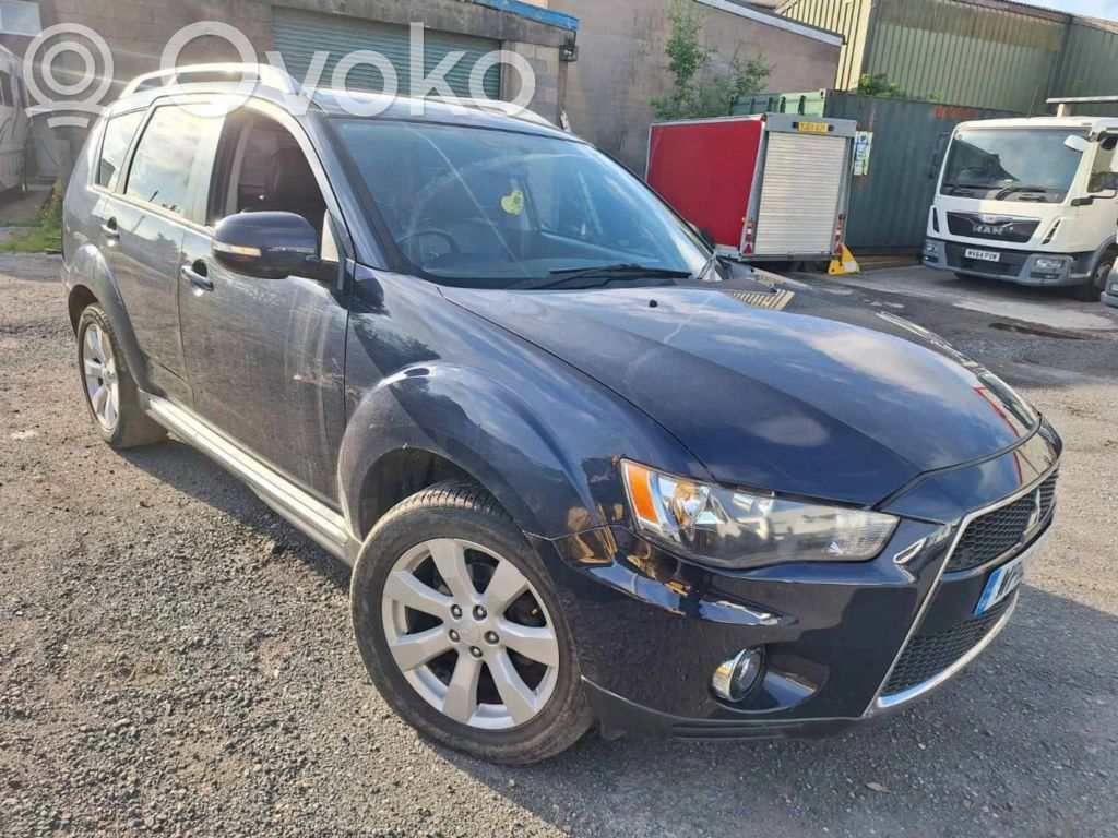 Outlander Outlander  4HN