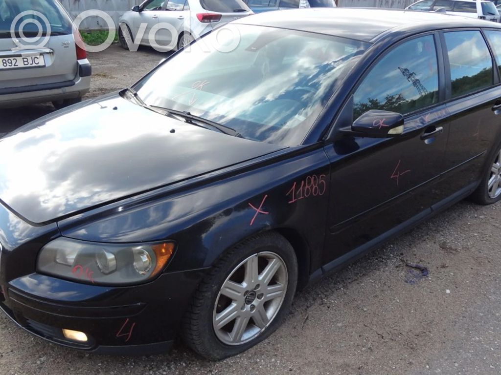 S40 S40, V40