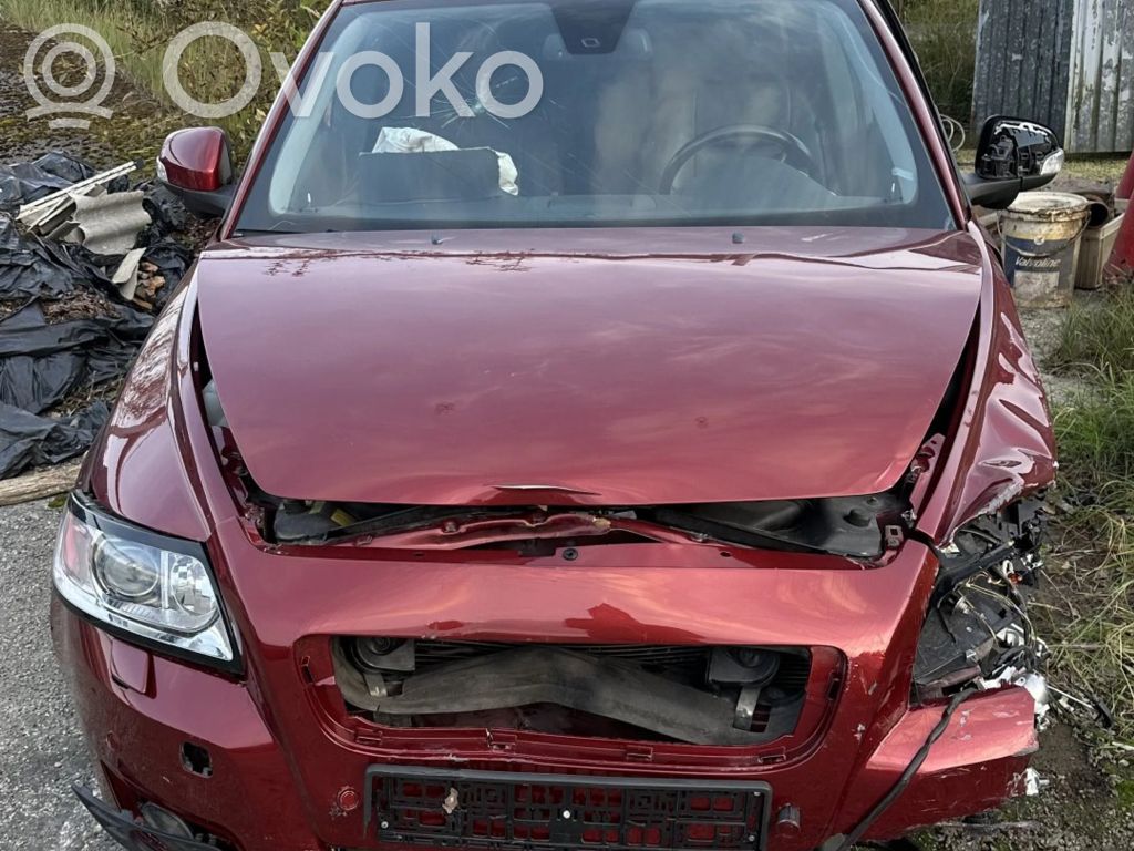 S40 S40, V40