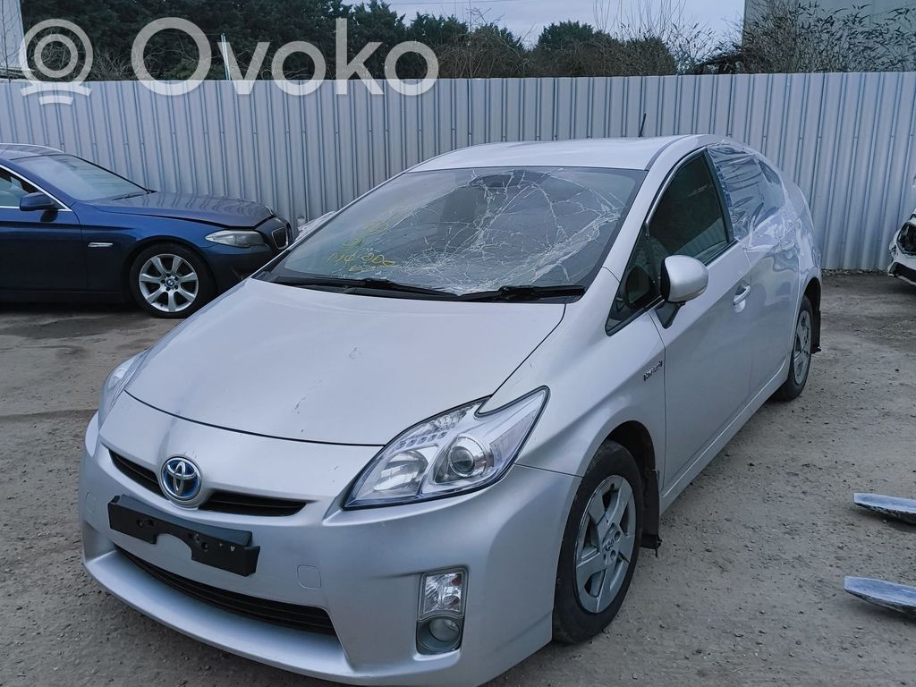 Prius (XW30) Prius  8612047301