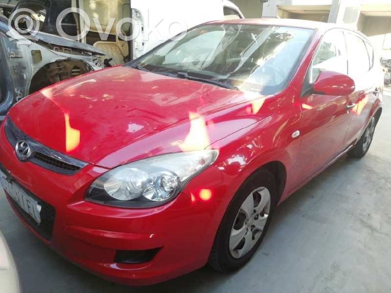 i30 i30  866102R000