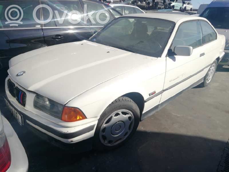 3 E30 Series 3  1387657