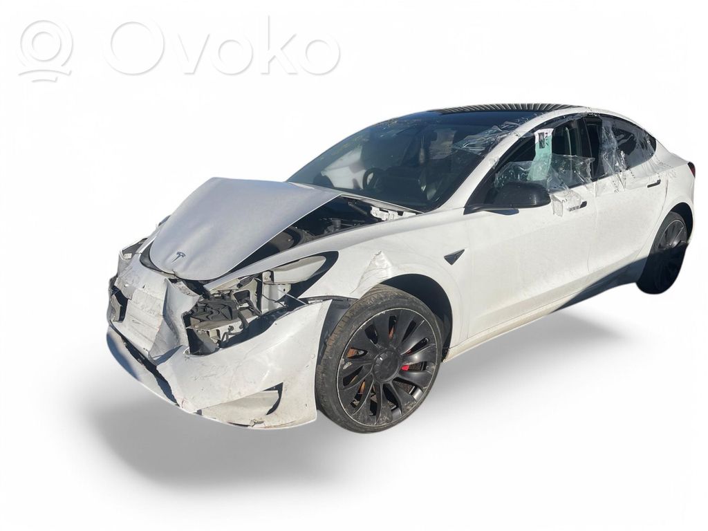 Model 3 Tesla Model 3  104468100B